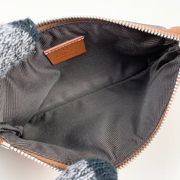 Gucci Zip Pouch - Picture 5 of 7